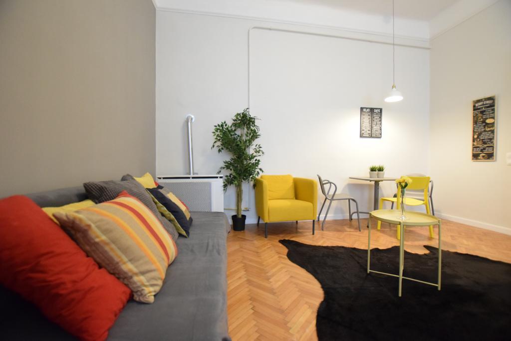 Standard Apartment By Hi5 - Chainbridge Budapest Kültér fotó